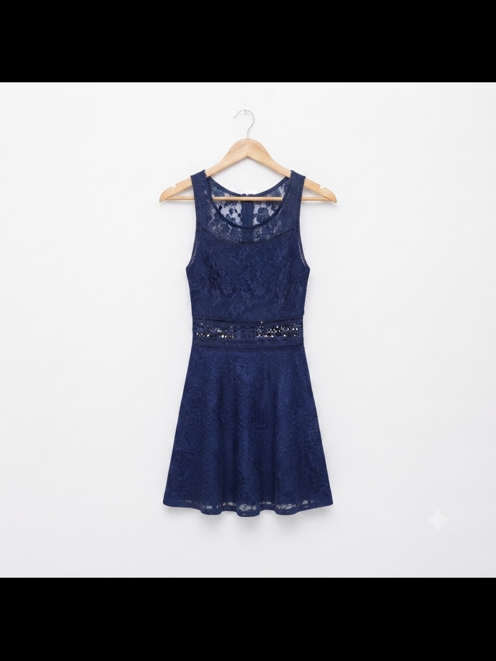Beautiful New Look Lace Dress in Rich Navy Blue! 👗✨